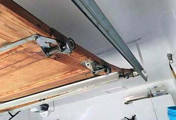 Garage Door Track and Roller Services Near You | Miami, FL